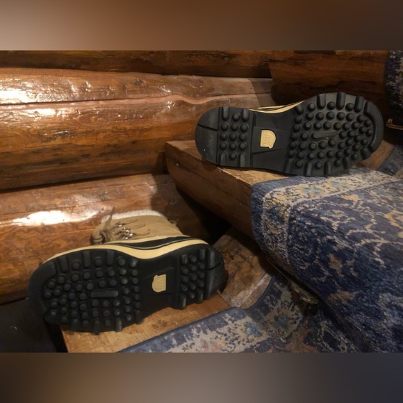 SOREL CARIBOU Snow Boots - please read - Picture 8 of 9